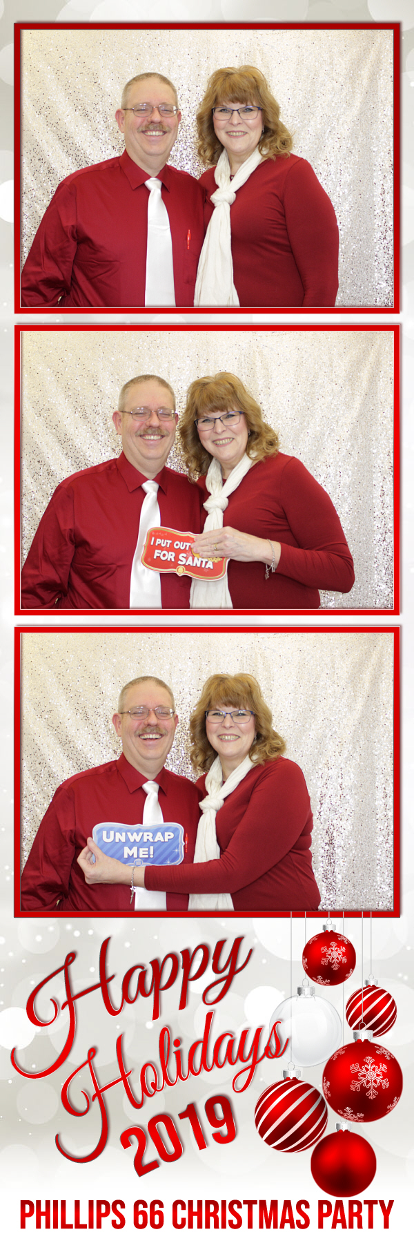 Phillips 66 Christmas Party | View more photos from the event at gallery.photoboothbillings.com/u/PhotoBoothBillings/Phillips-66-Christmas-Party